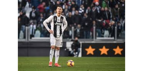 Ronaldo não come doces e bebidas para o futebol